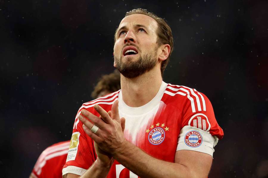 Kane má problémy s lýtkem.