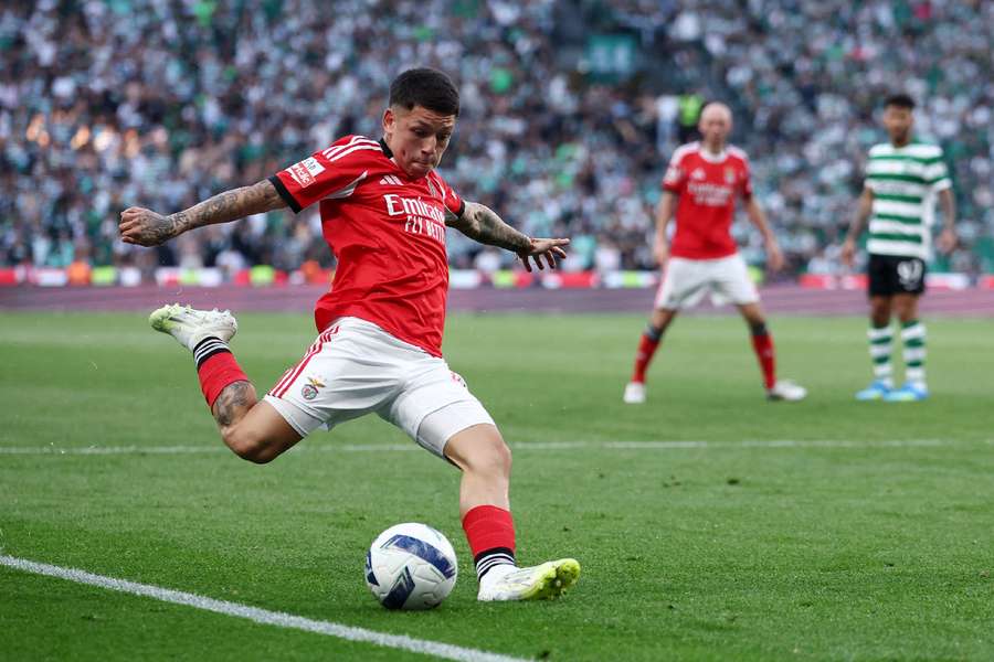 Gianluca Prestianni in action for Benfica