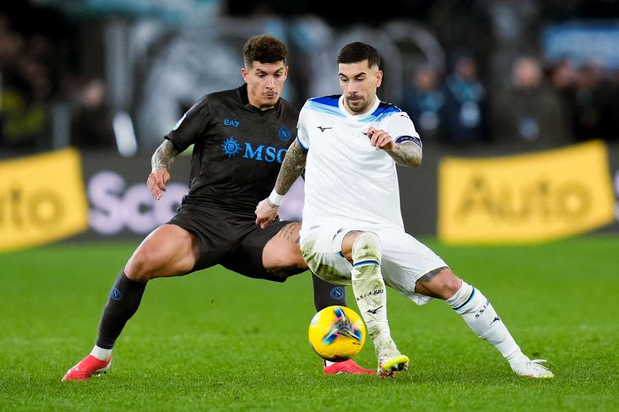 O Napoli vacilou mais uma vez na Serie A