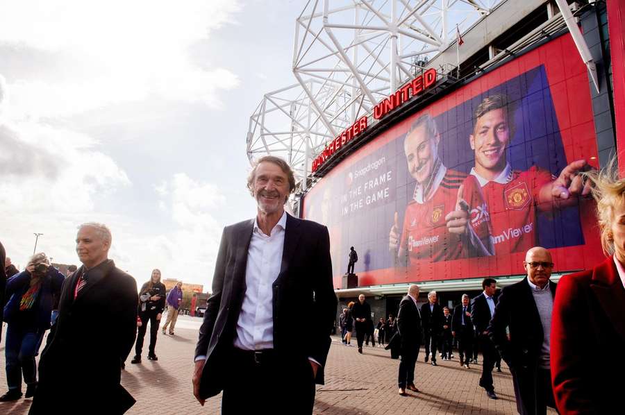 Jim Ratcliffe le 17 mars devant Old Trafford.