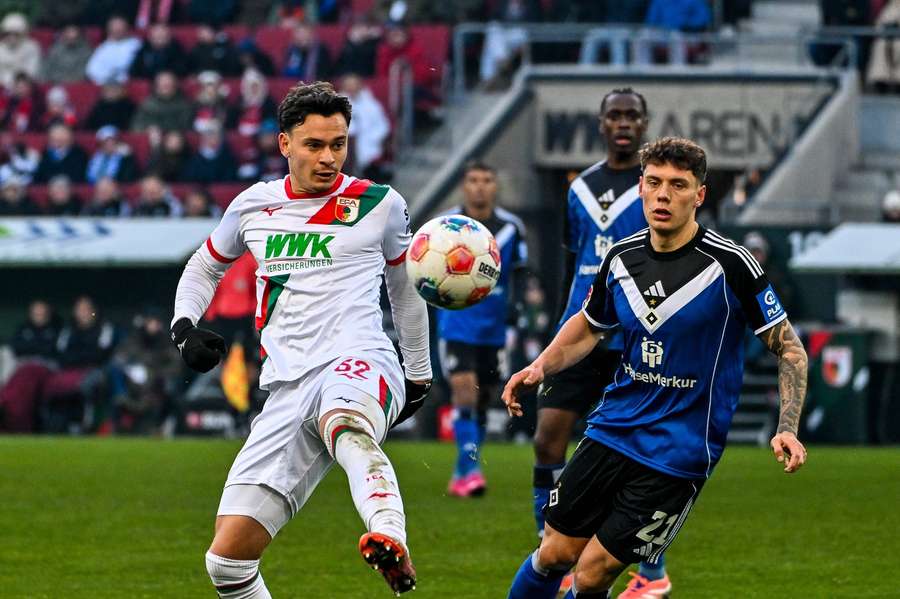 Der FCA hat gegen den HSV den dringend benötigen Sieg eingefahren