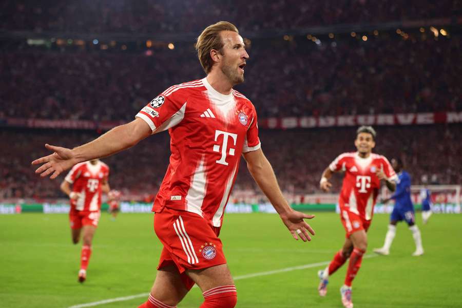 Kane dal dva góly Bayernu.