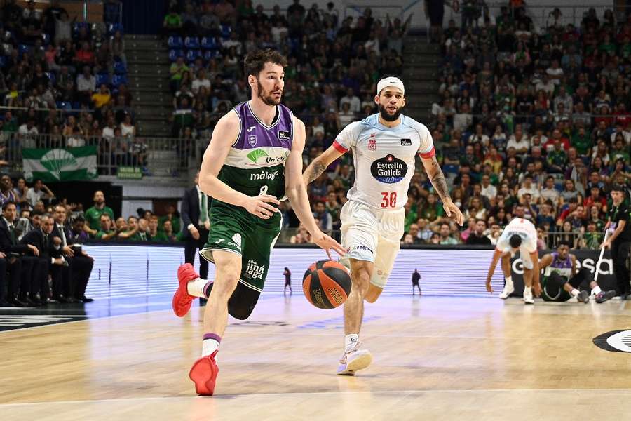 Darío Brizuela jugará con el Unicaja Málaga hasta 2026