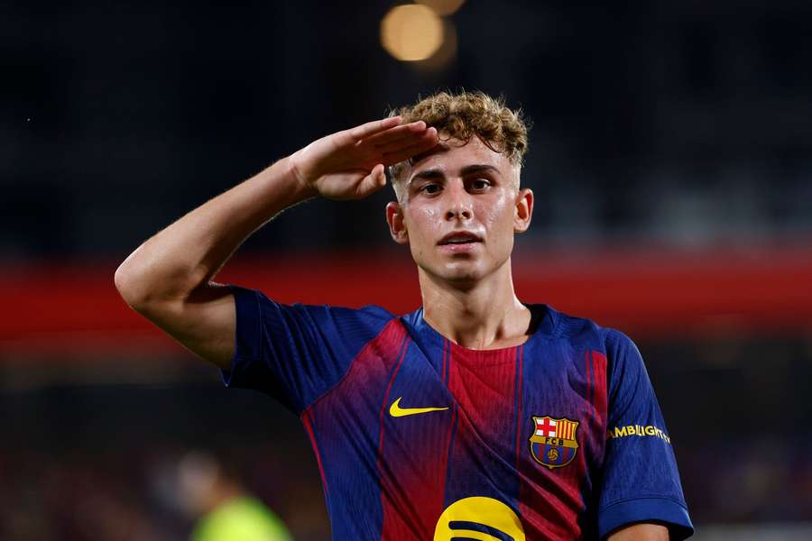 Fermín López v Barceloně zůstává.