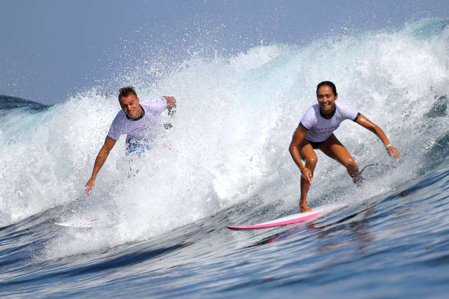 Vahine Fierro and Kauli Vaast of France in training