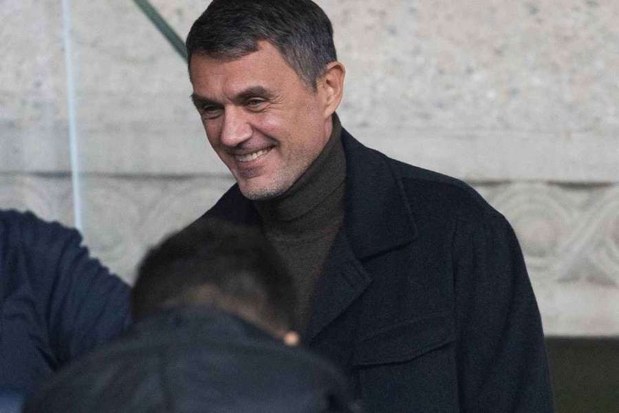 Paolo Maldini podría presidir la FIGC