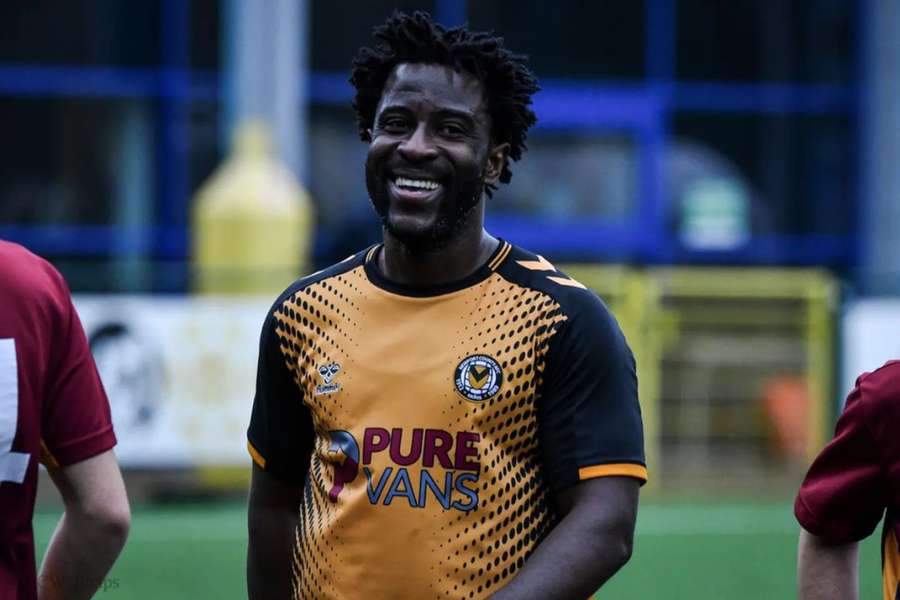 Bony Wilfried krátce působil také v Newport County. 