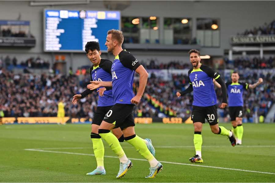 Kane chegou ao seu oitavo gol em vitória sobre o Brighton