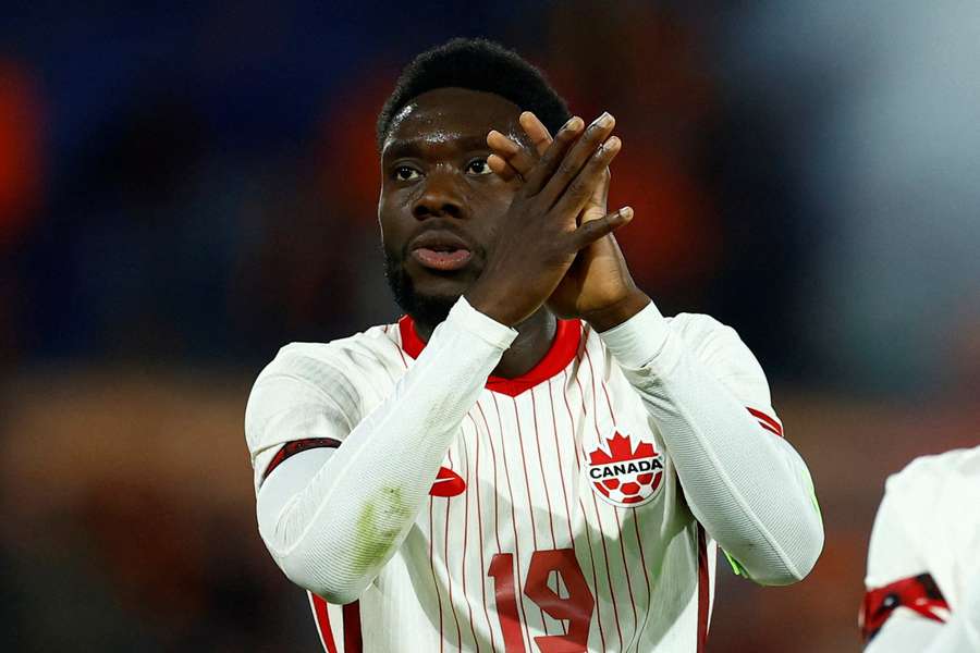Hinter der Einsatzfähigkeit von Alphonso Davies steht ein dickes Fragezeichen