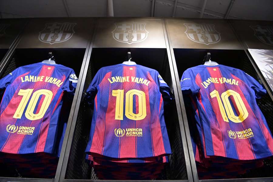 Lamine Yamal's jerseys with 10