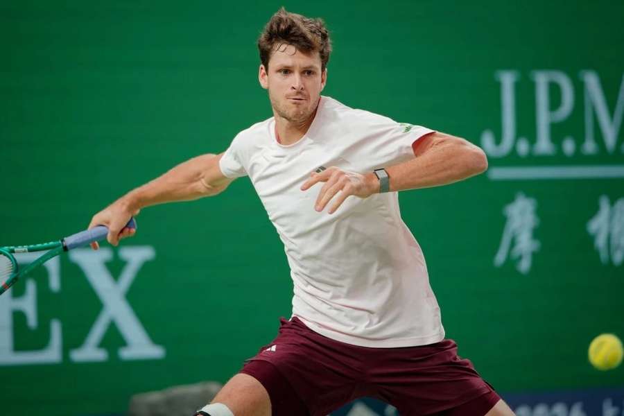Tenis Flash: Zwycięstwo Linette w Kantonie, Hurkacz zagra w Bazylei