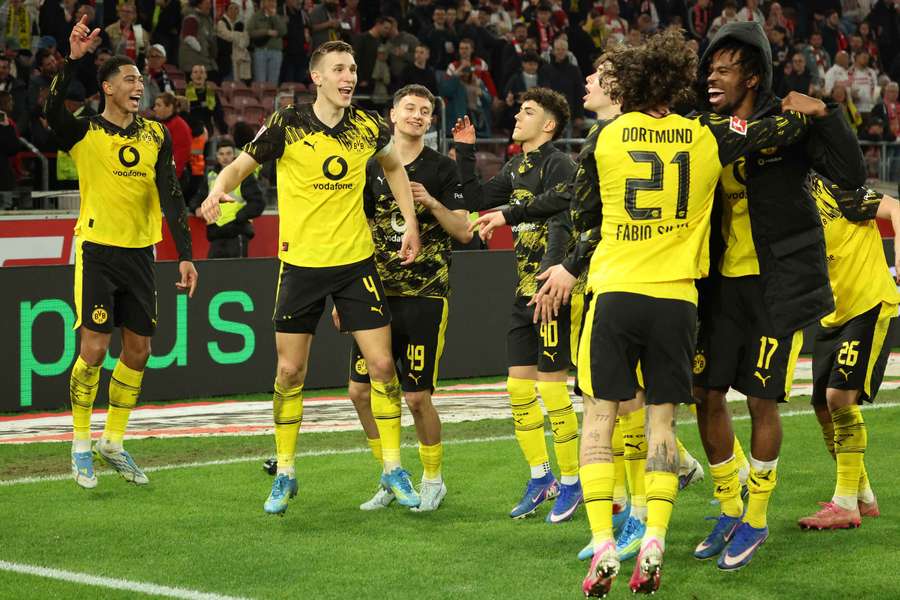 Il Borussia Dortmund festegggia la vittoria