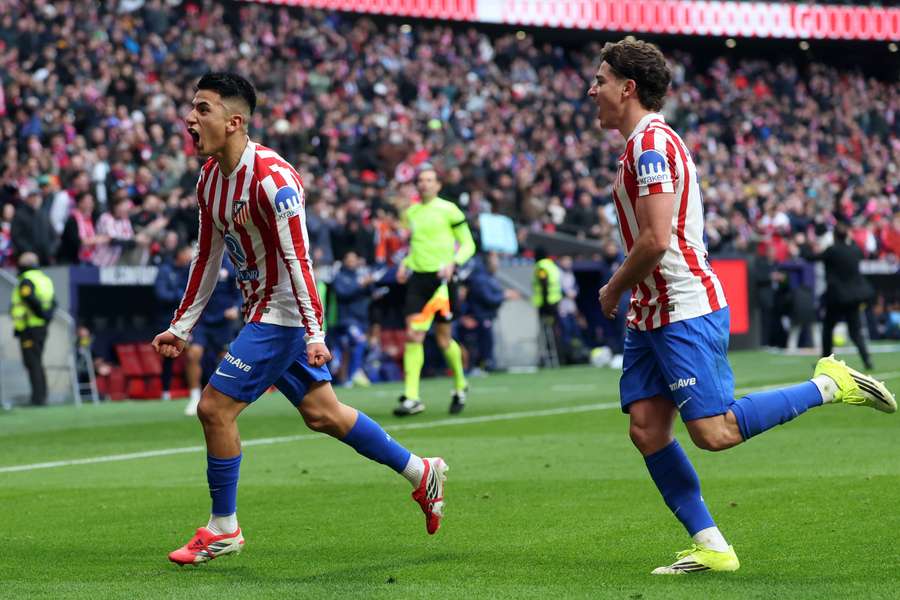 L'esultanza di Almada