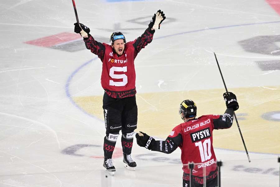 Filip Chlapík rozhodl jediným gólem o výhře Sparty nad Plzní. Filip Chlapík rozhodl jediným gólem o výhře Sparty nad Plzní.