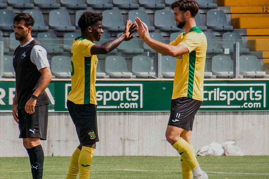 Paços de Ferreira e Académica empataram no estádio Capital do Móvel