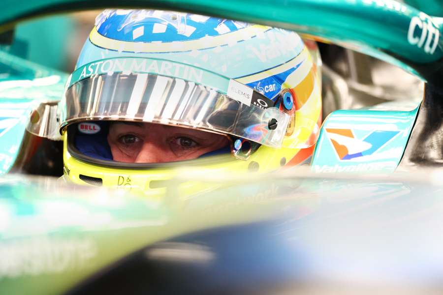 Fernando Alonso parte para uma nova temporada
