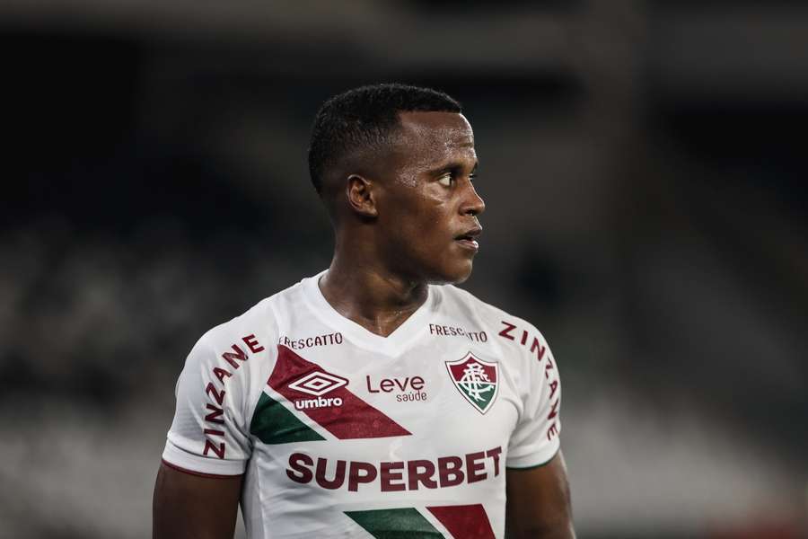 Arias renovou contrato com Fluminense até 2028