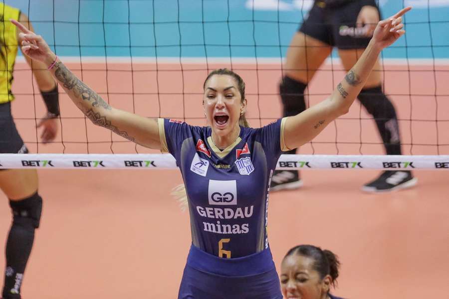 Thaísa é a grande capitã e referência do Gerdau/Minas
