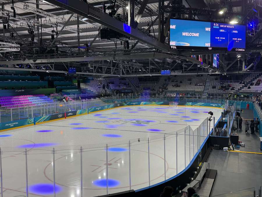 Hľadisko pred druhým vystúpením sa začína zapĺňať.