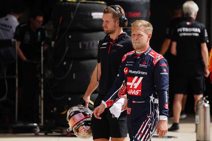 Kevin Magnussen fik ikke lov til at fuldføre søndagens Grand Prix.