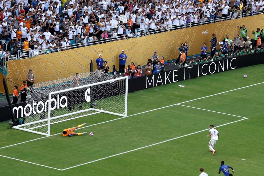 Zum Debüt: Alonso spielt mit Real nur Remis gegen Al-Hilal