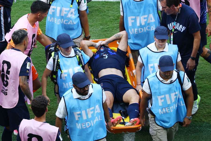 Man United’s Manuel Ugarte set for lengthy lay-off with knee ligament injury