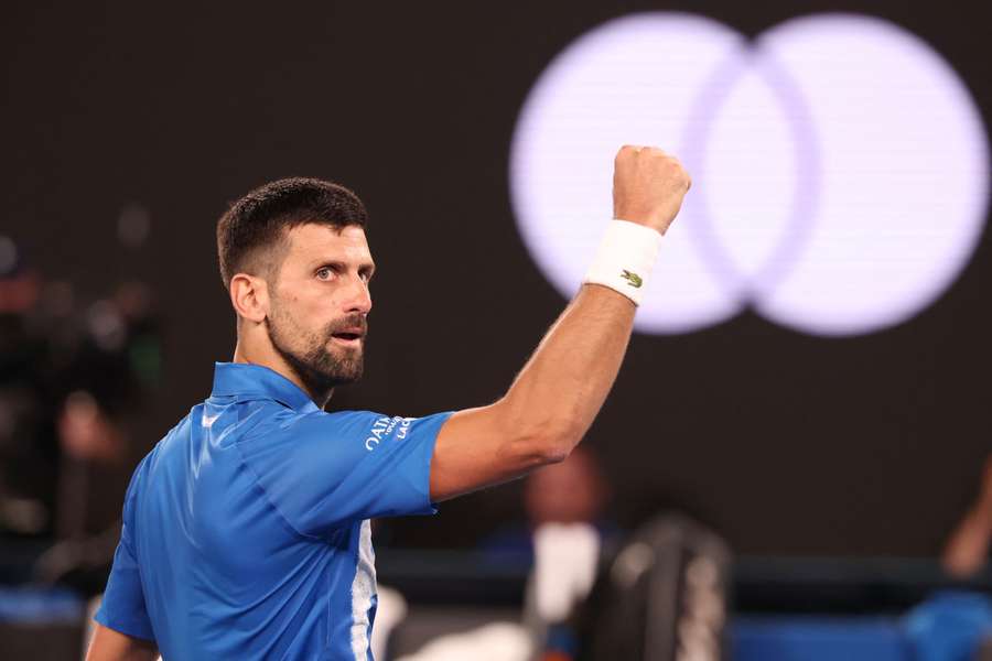 Djokovic segue na busca de seu 25º título de Grand Slam