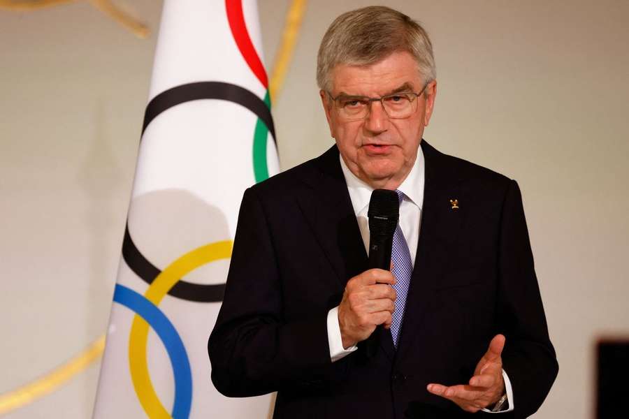 Thomas Bach comparece ante los medios.