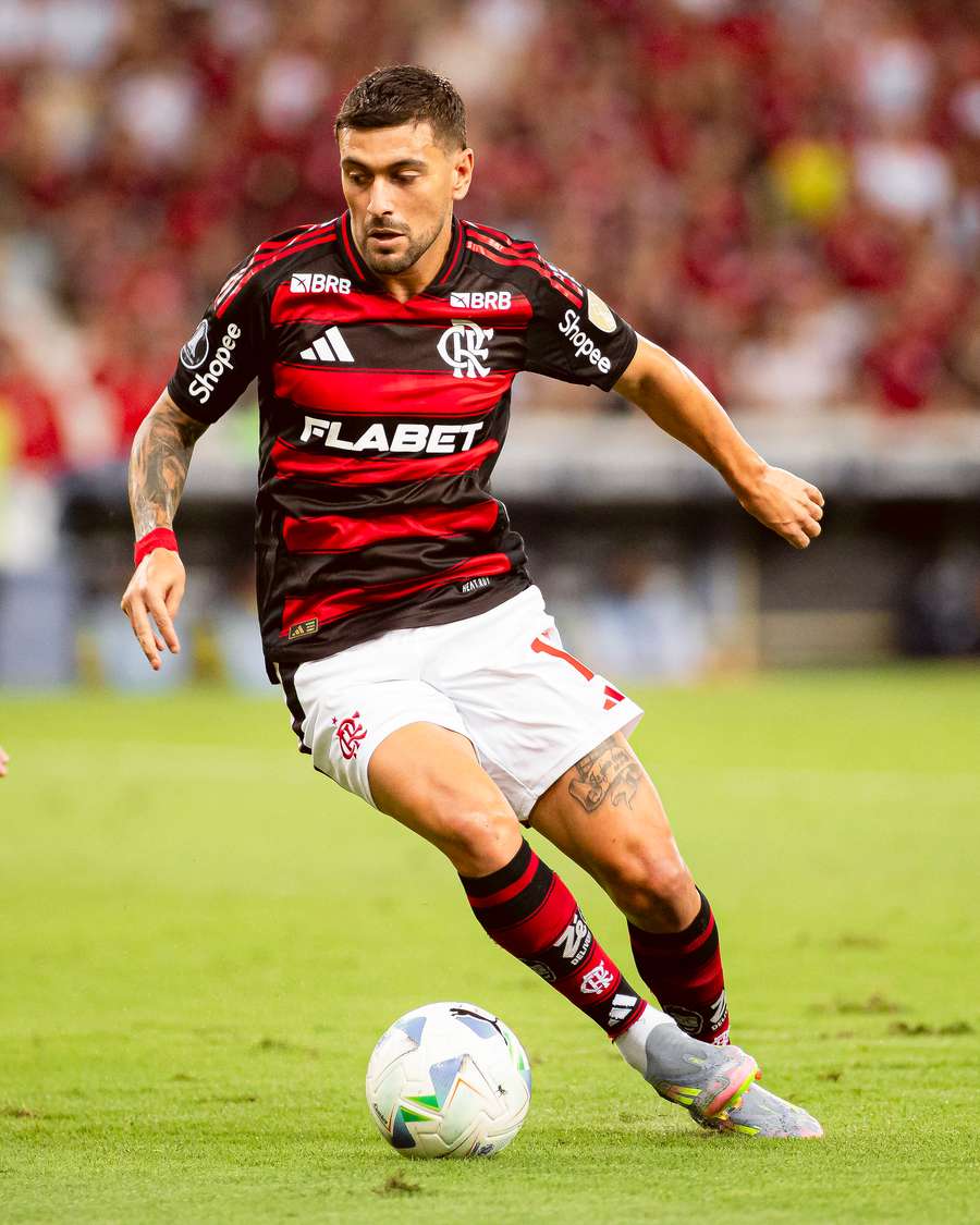Arrascaeta ao serviço do Flamengo