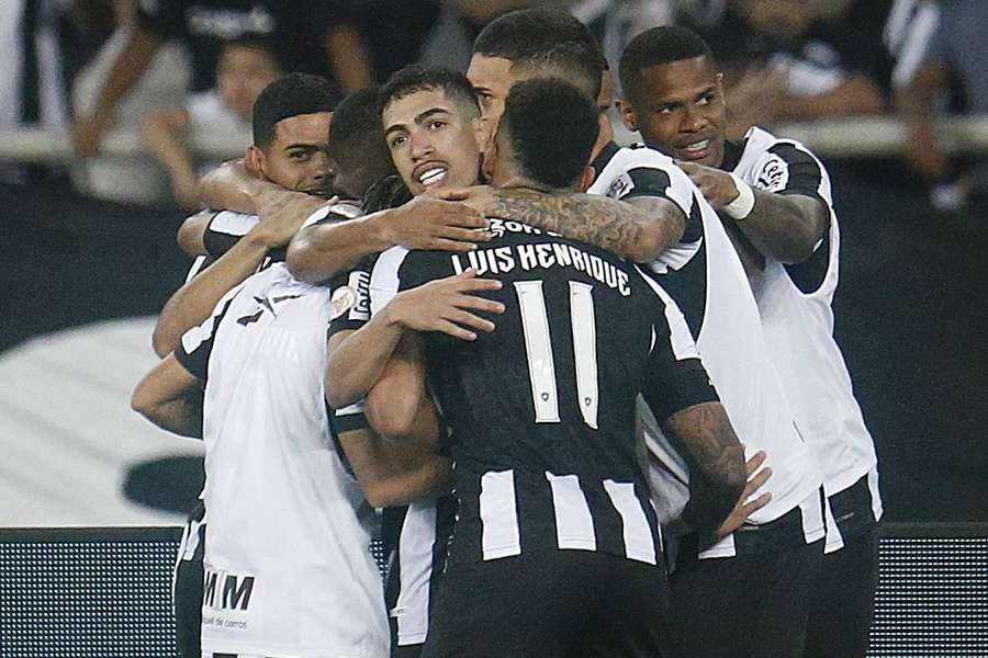 O Botafogo fechou a primeira volta com 15 vitórias em 19 jogos