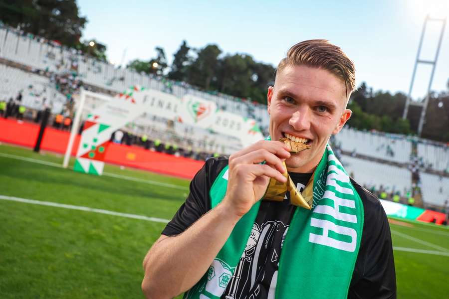 Viktor Gyokeres tem contrato fechado com o Arsenal, com salário de 8 milhões de euros anuais