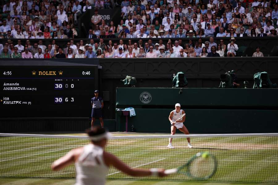 Tenis Flash: W akcji Chwalińska i Majchrzak. Świątek z awansem w rankingu