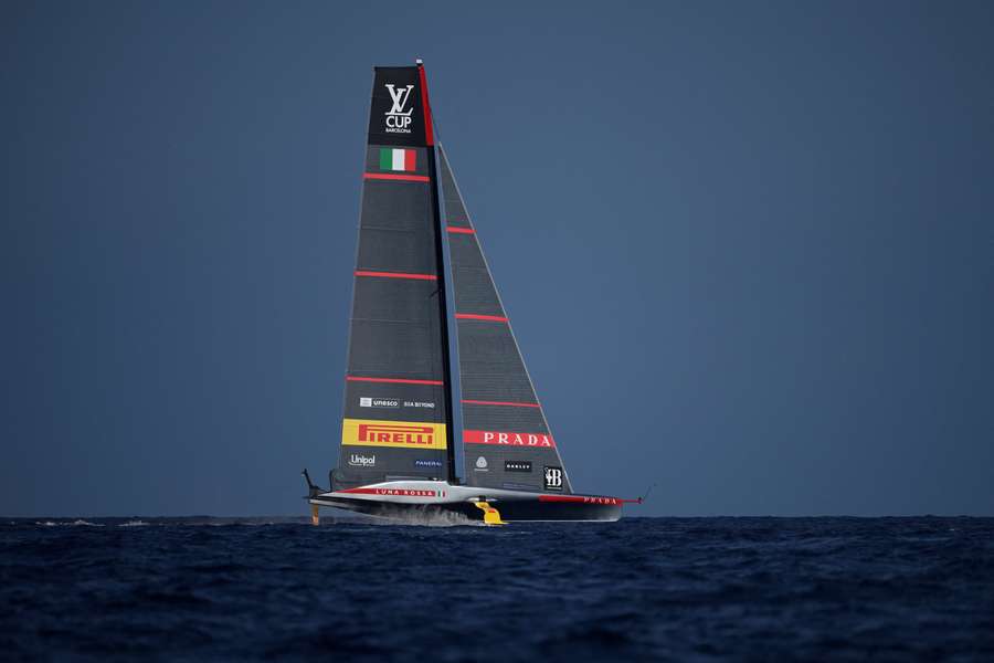 Vela: LV Cup; Luna Rossa batte Alinghi e consolida primato