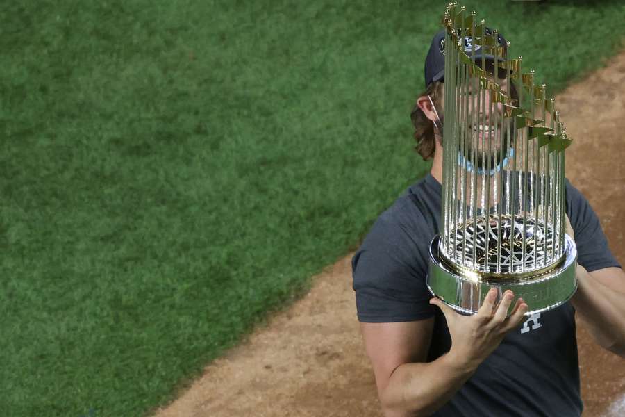 La Serie Mundial de béisbol arrancará el 24 de octubre La Serie Mundial de béisbol arrancará el 24 de octubre