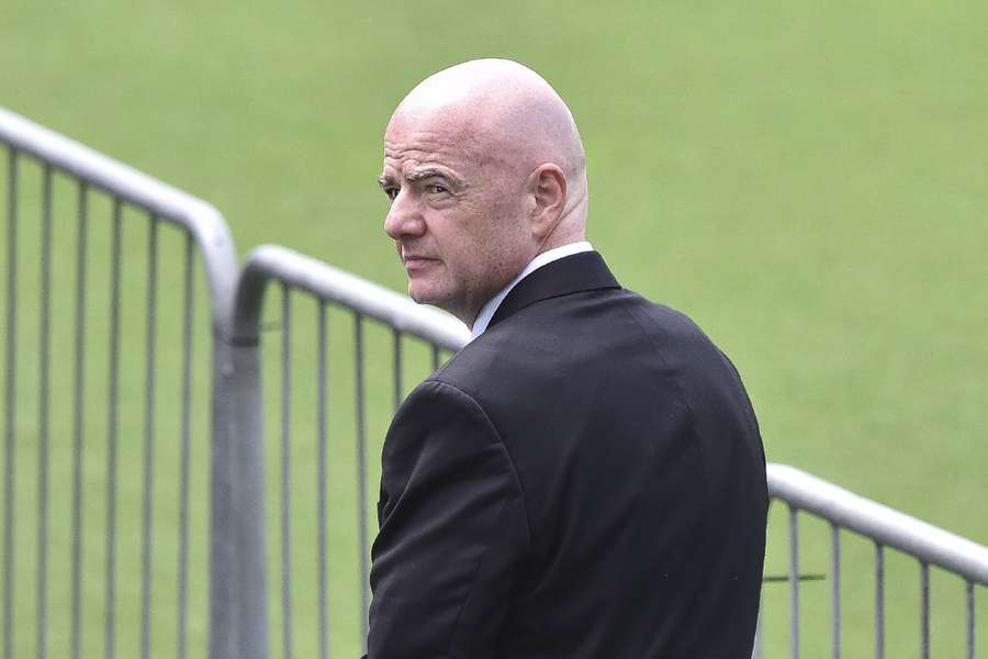 L'une des premières décisions de Gianni Infantino à la tête de la FIFA est l'une des plus contestables. L'une des premières décisions de Gianni Infantino à la tête de la FIFA est l'une des plus contestables.