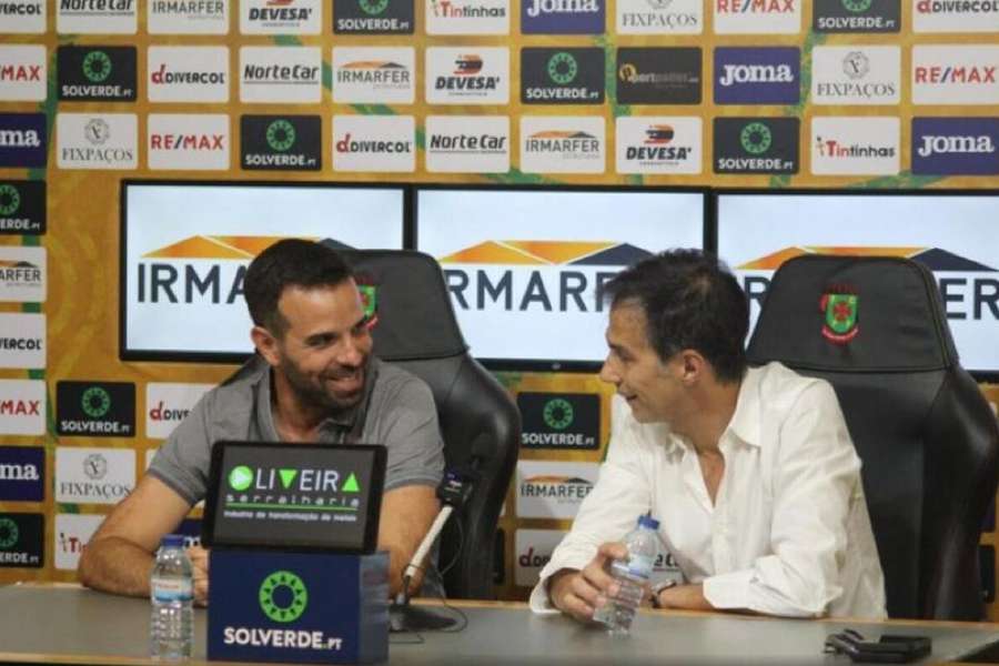 Sala de imprensa do Estádio Capital do Móvel recebe conferência conjunta