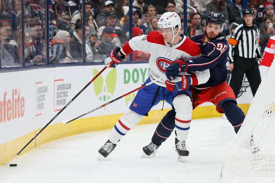 Slafkovský naďalej len vo štvrtej formácii Canadiens.