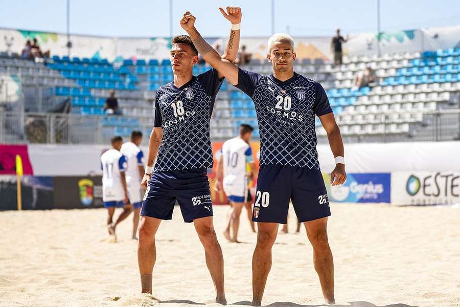 SC Braga venceu o Pisa Beach Soccer, na Nazaré