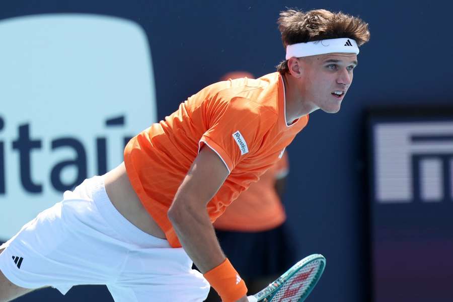 Jakub Menšík na Masters suverénně postupuje