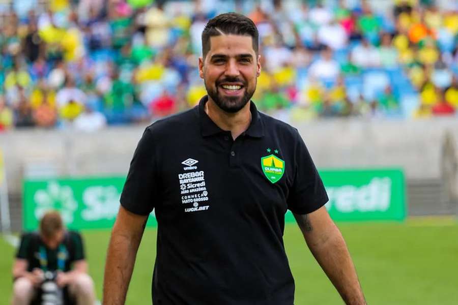 António Oliveira conseguiu a manutenção pelo Cuiabá