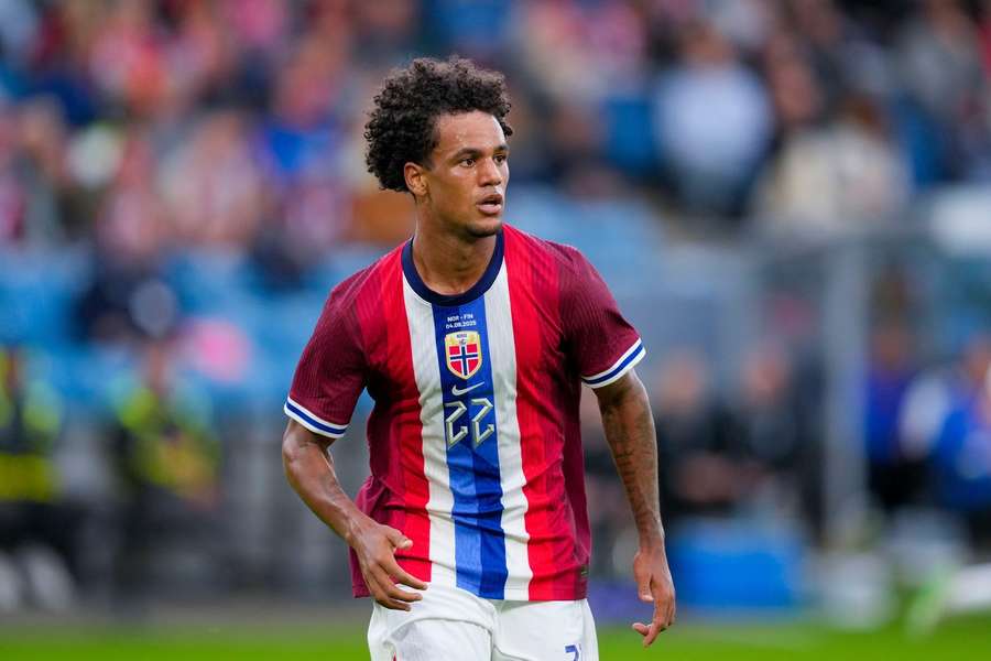 Man City midfielder Bobb: Leg break forced career rethink Man City midfielder Bobb: Leg break forced career rethink
