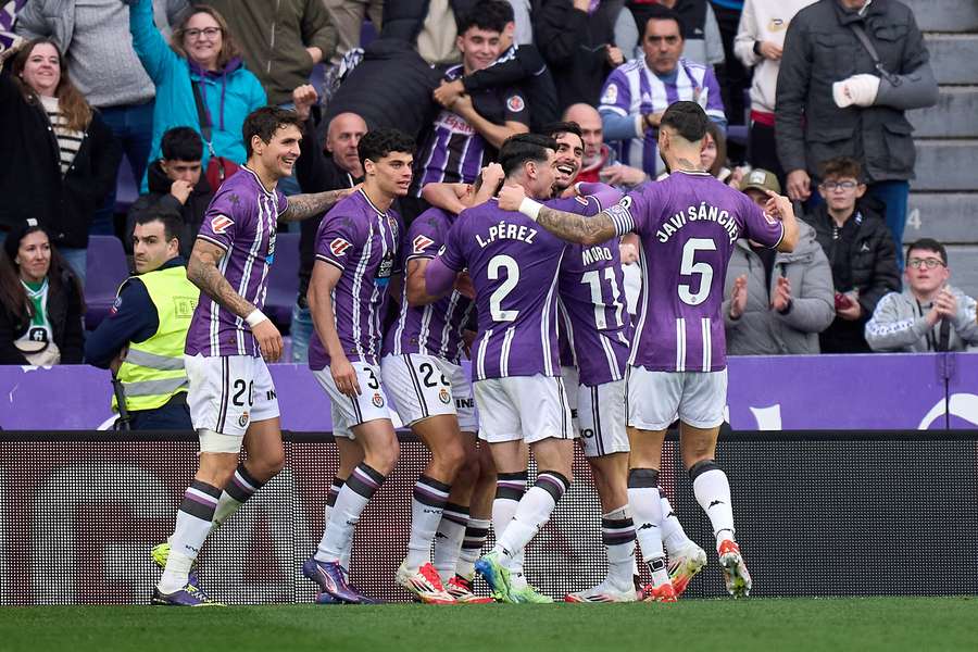 El Valladolid celebra un gol más que valioso.