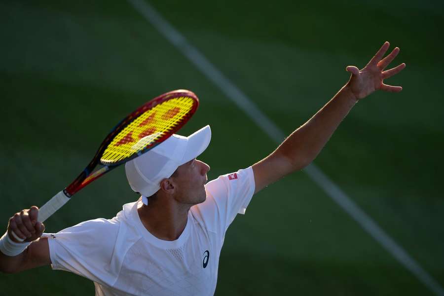 Kamil Majchrzak zagra w środę podczas Wimbledonu, jeśli pozwoli na to pogoda