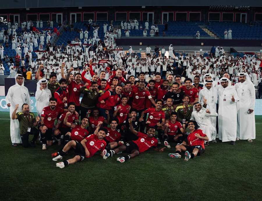 Tiago Silva conquistou dois troféus na última época Tiago Silva conquistou dois troféus na última época