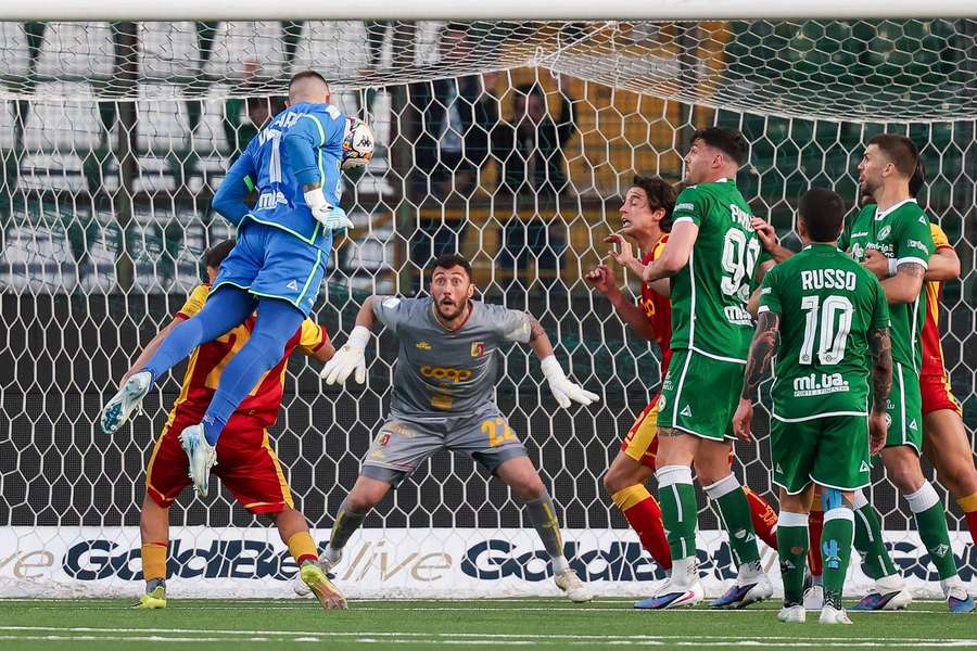 Iannarilli svetta di testa e firma il pari Iannarilli svetta di testa e firma il pari