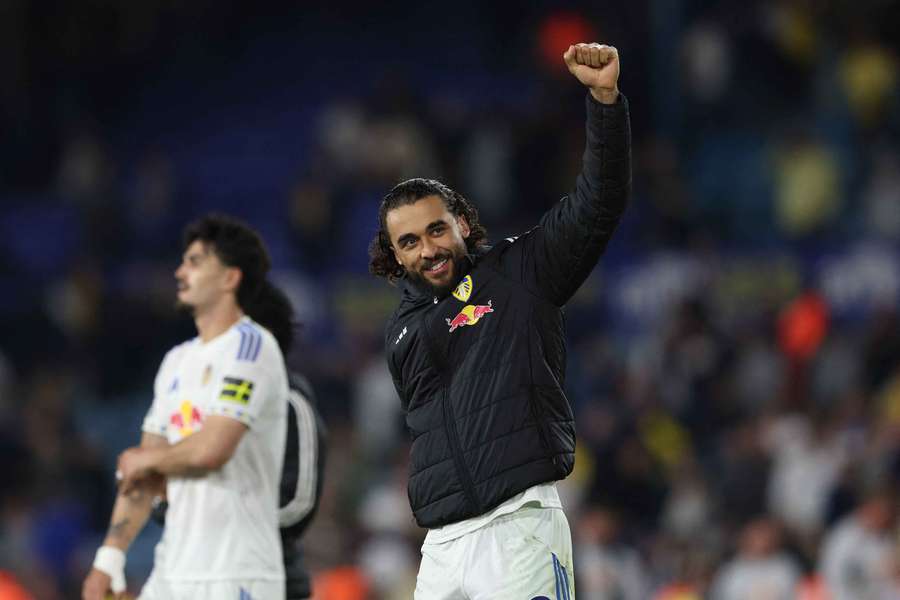 Calvert-Lewin celebrates his goal