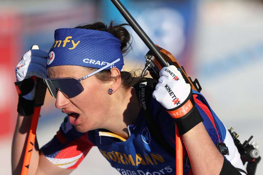 Julia Simon revient au top.