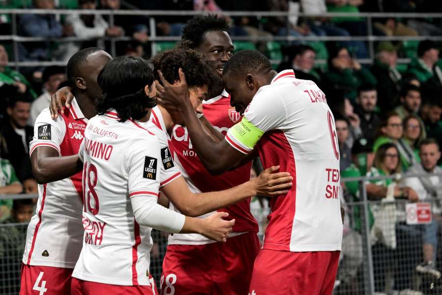 Mónaco subiu ao segundo lugar da Ligue 1