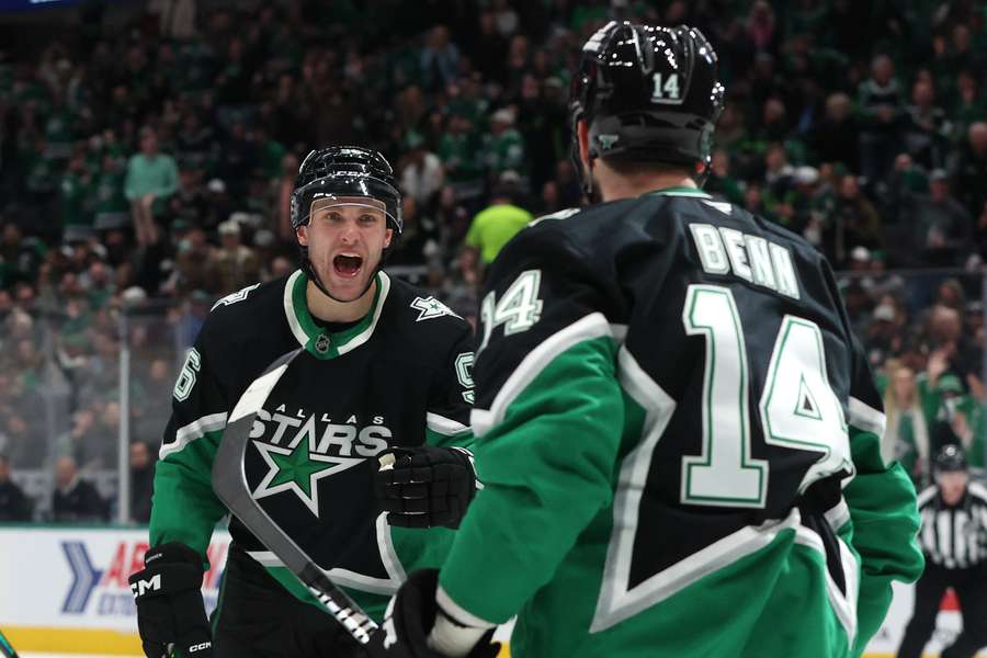 The Dallas Stars earned their fourth win in a row on Sunday by beating the Ottawa Senators.
