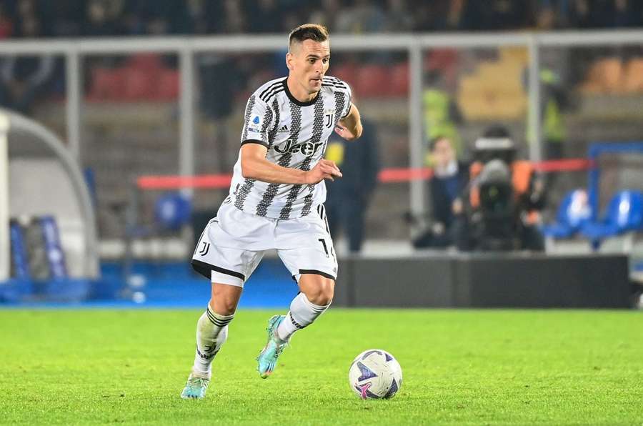 Liga Mistrzów: Milik zdobył gola, ale Juventus odpadł